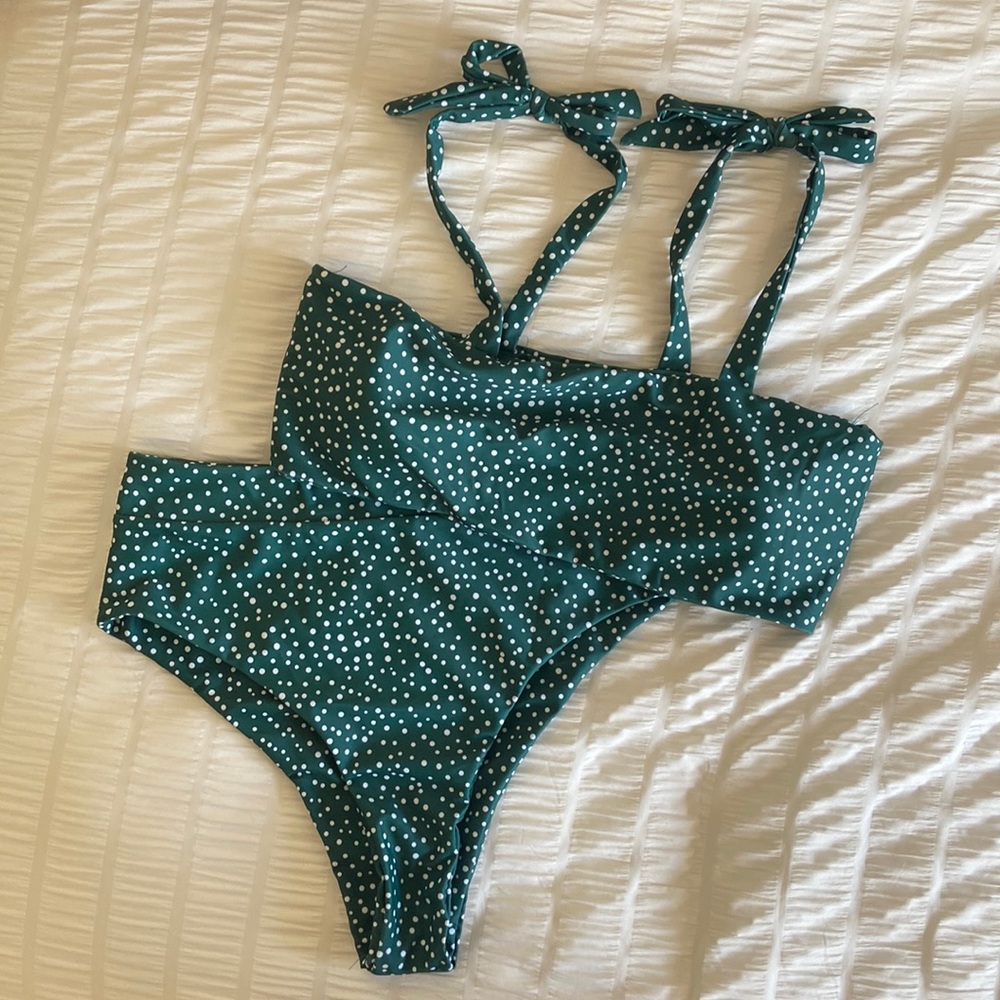 Never worn SHEIN high waisted bikini